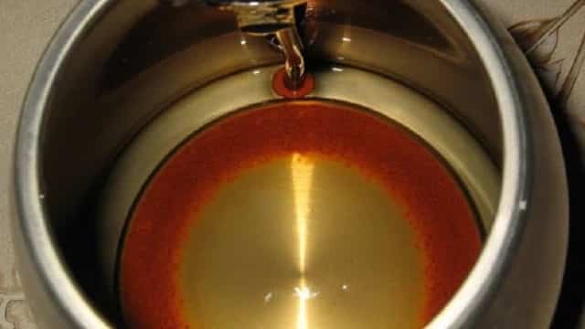 Как убрать ржавчину с нержавеющего чайника
