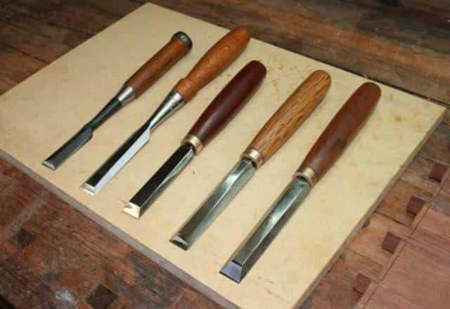 Рубка металла: деление листа при использовании ручных инструментов и специального оборудования