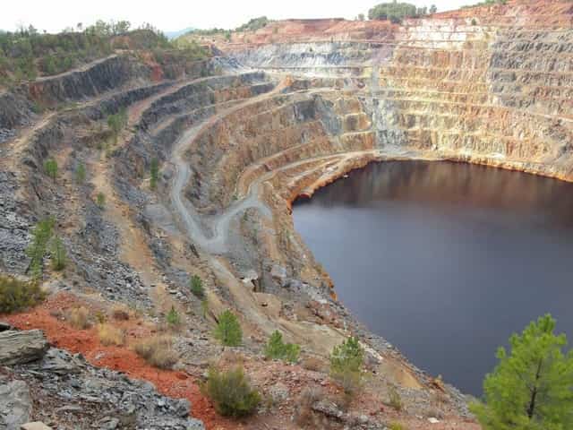 Месторождение руд металлов олова