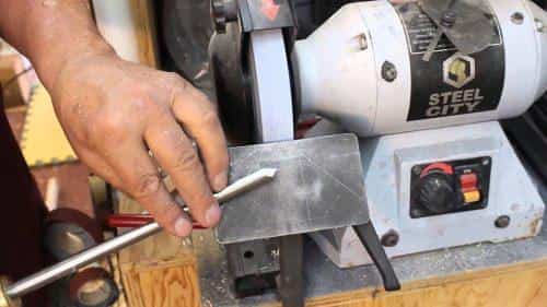 Заточка ножей: инструменты и виды станков, процесс заточки, рабочее место