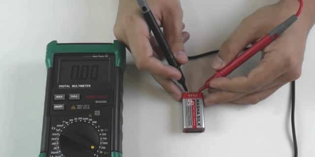 Как пользоваться тестером: как измерить амперы, напряжение и сопротивление мультиметром правильно