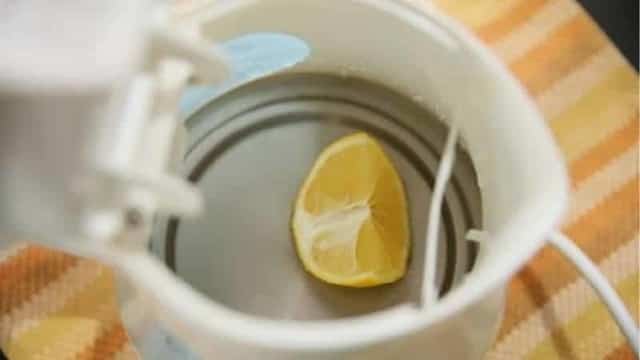 Как убрать ржавчину с нержавеющего чайника